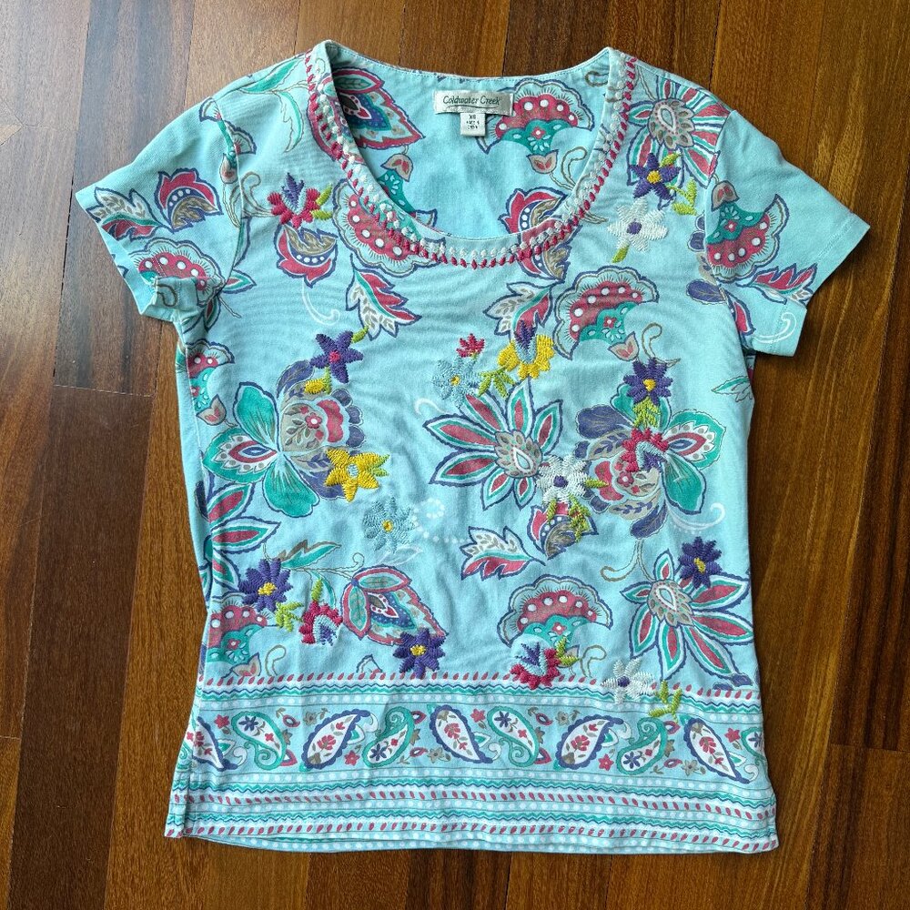 Coldwater Creek Sz XS Paisley Floral Embroidered Scoop Neck T Shirt